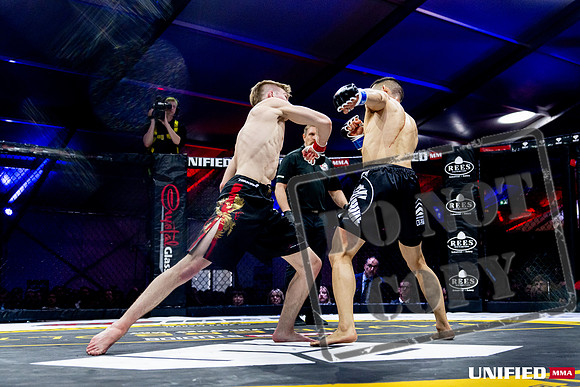 GABE BROWN VS DAVID CHEN-0207